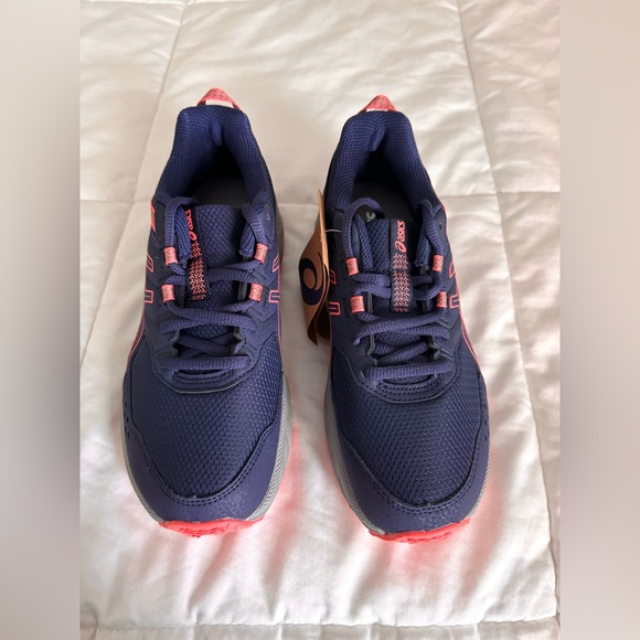 NWT Unisex ASICS Kids Pre Venture Running Shoes SIZE 5 - Picture 2 of 8